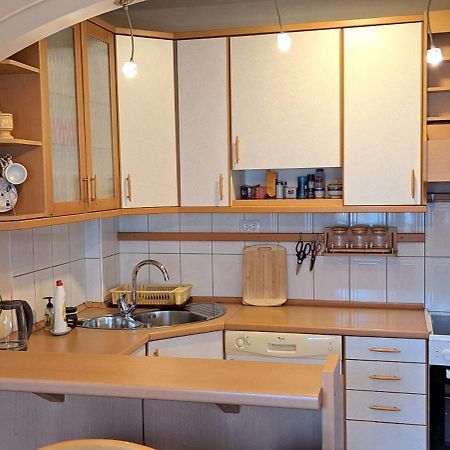 Golden Delight Central Apartment Skopje Ngoại thất bức ảnh