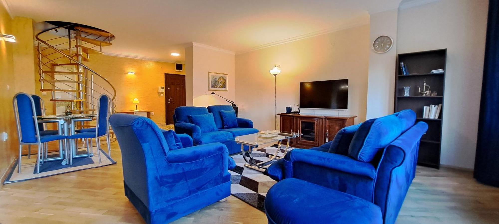 Golden Delight Central Apartment Skopje Ngoại thất bức ảnh