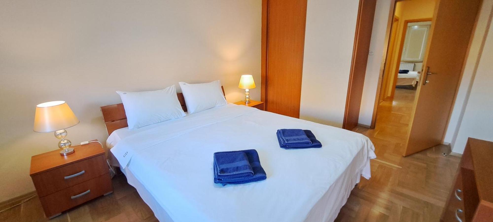 Golden Delight Central Apartment Skopje Ngoại thất bức ảnh